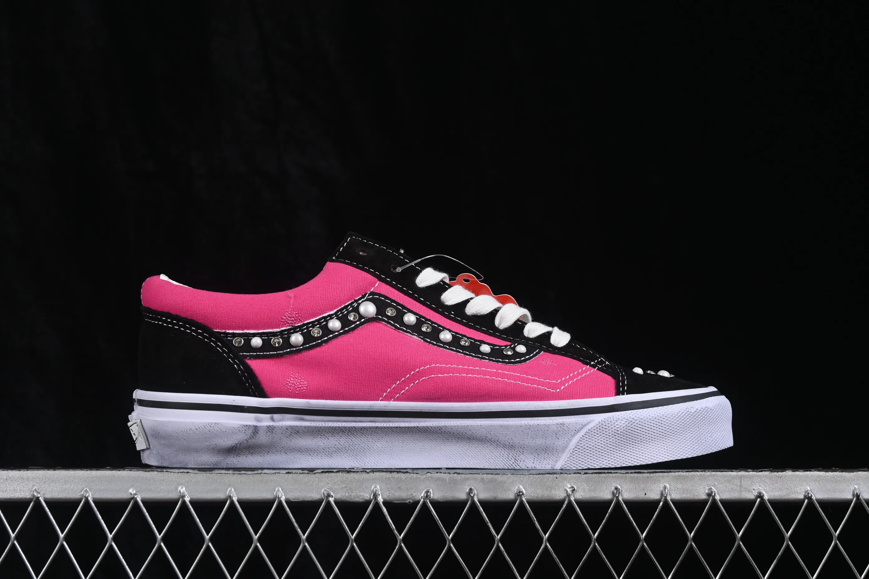 All categories Vans Vans series Vans Low Vans low top Vans Old Skool Vans low-top casual skateboard shoes VN000E8VHLE